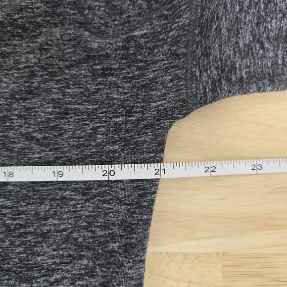 Lululemon‎ Shirt Womens 10 Gray Heather V Neck Long Sleeve Split Hem Yoga Casual - Picture 4 of 11